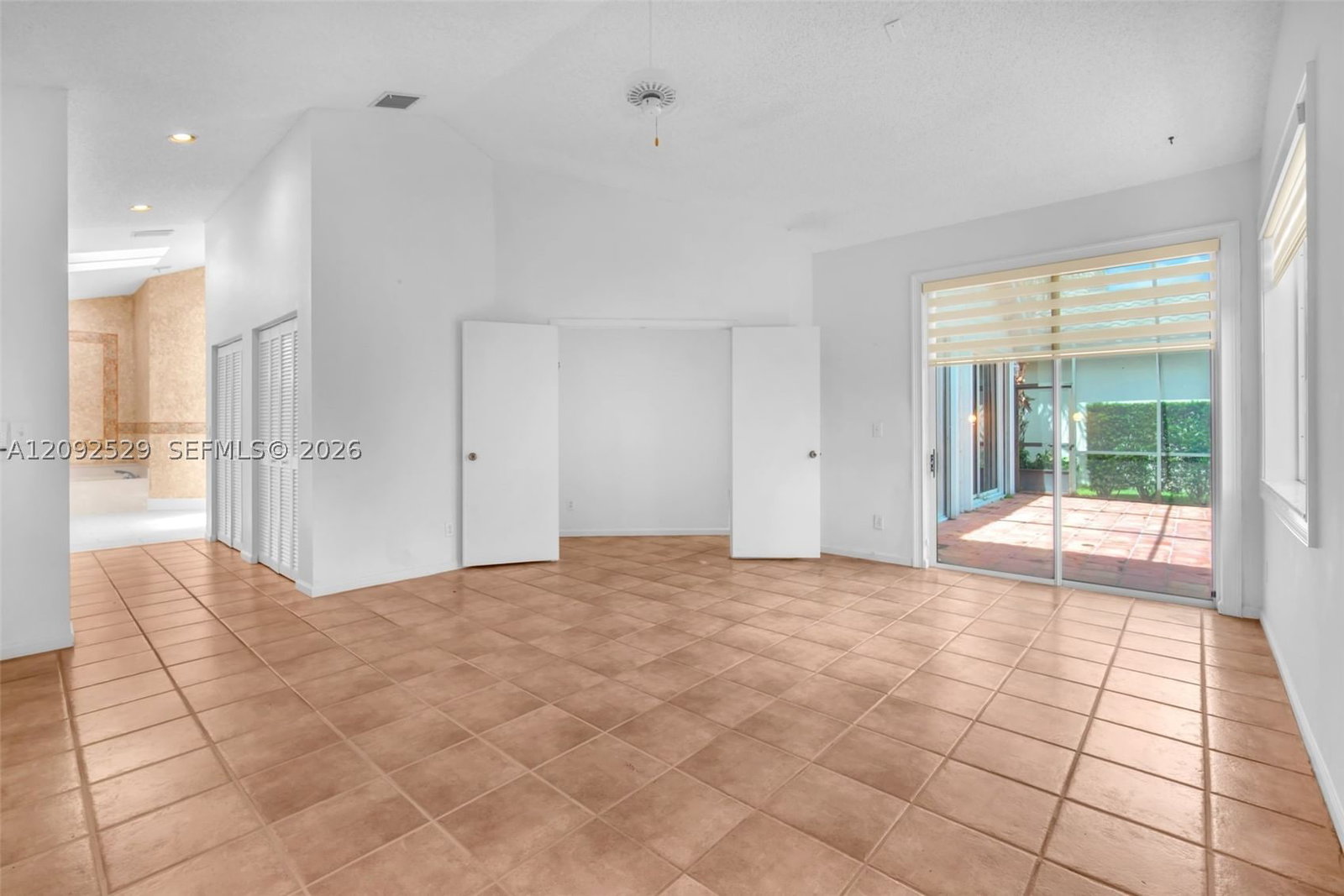Real estate property located at 1545 Lacosta Dr W, Broward, Hollywood Lakes Country C, Pembroke Pines, FL