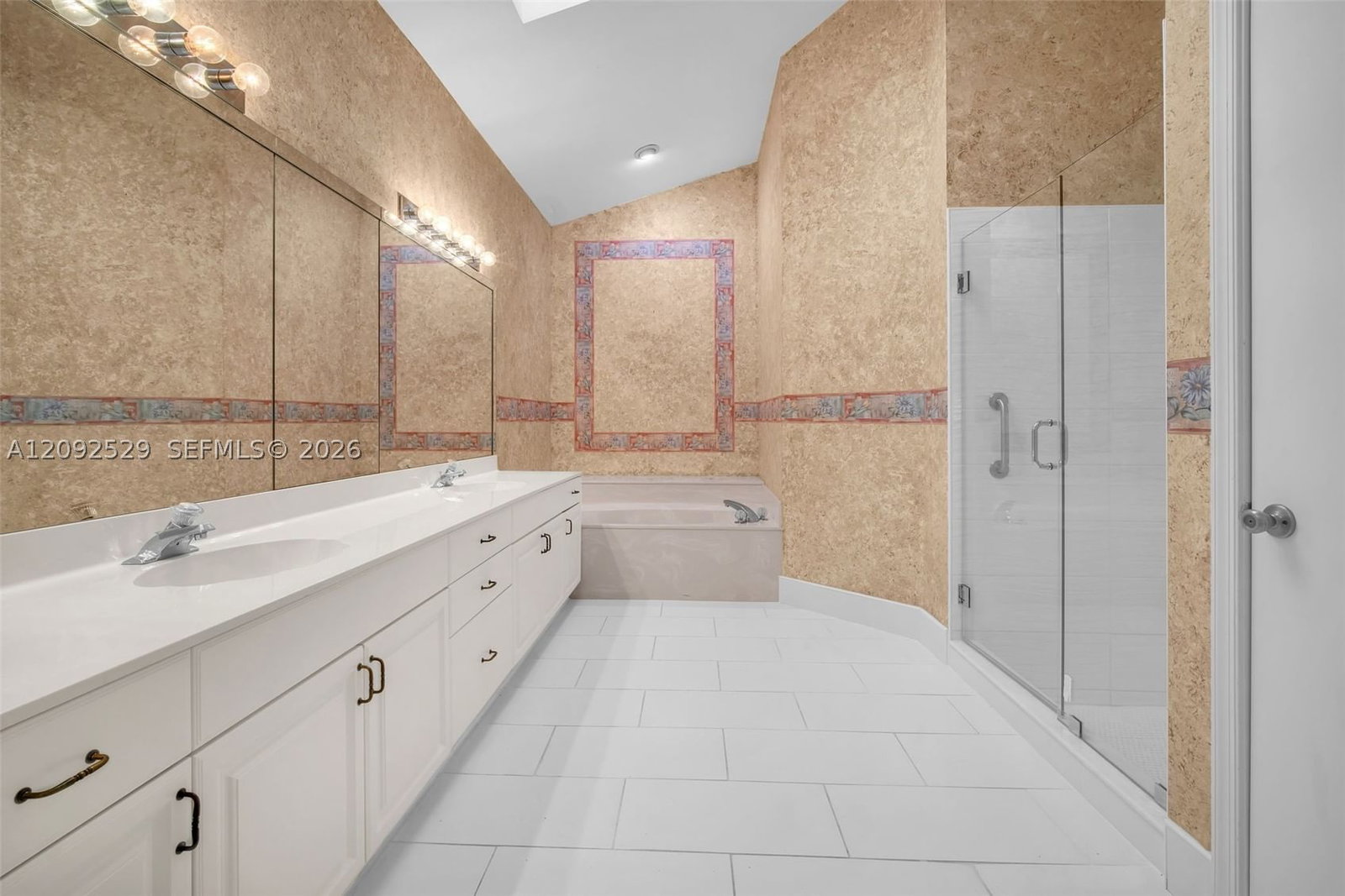 Real estate property located at 1545 Lacosta Dr W, Broward, Hollywood Lakes Country C, Pembroke Pines, FL