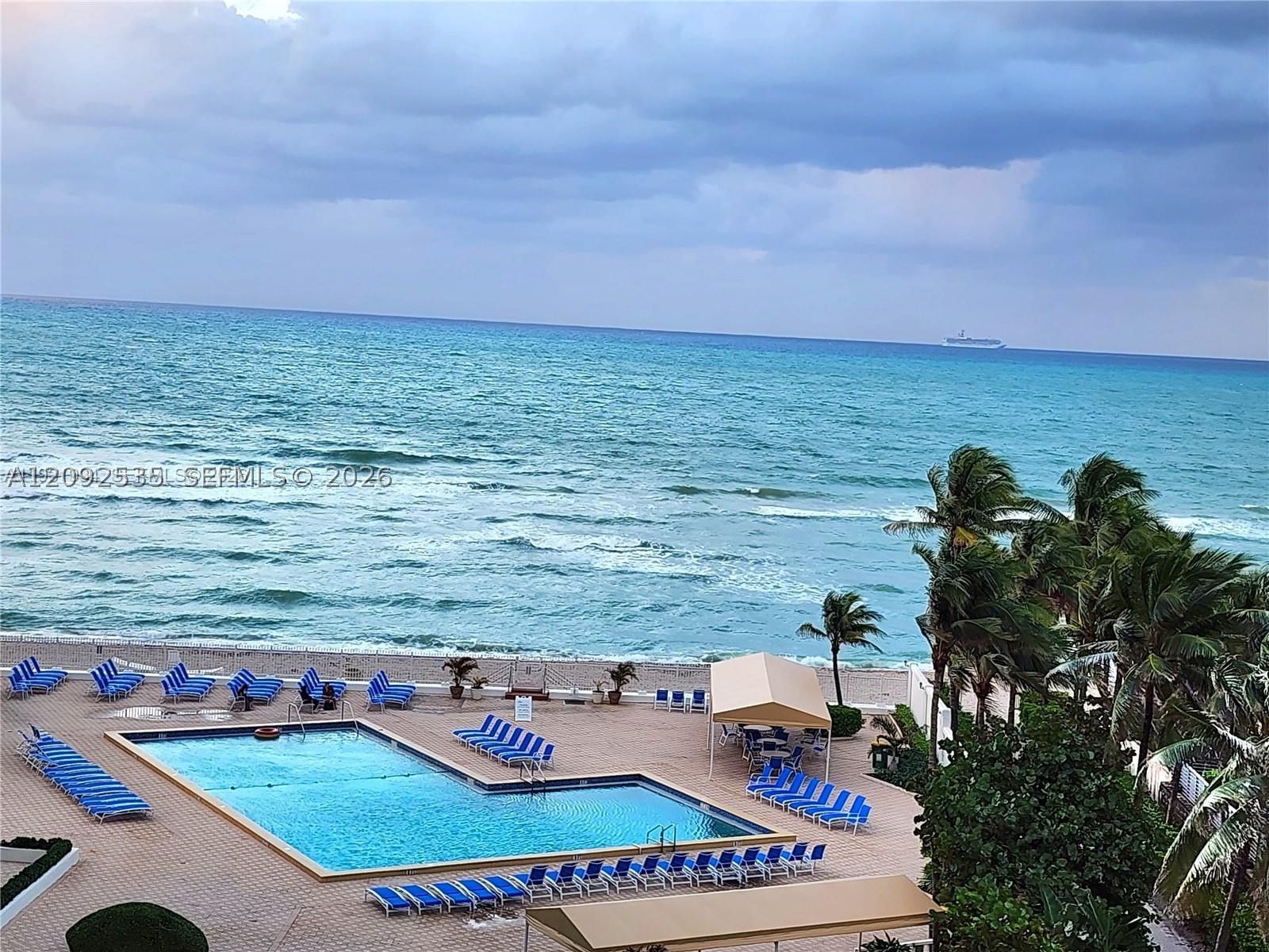 Real estate property located at 3505 Ocean Dr #819, Broward, Alexander Towers Condo, Hollywood, FL