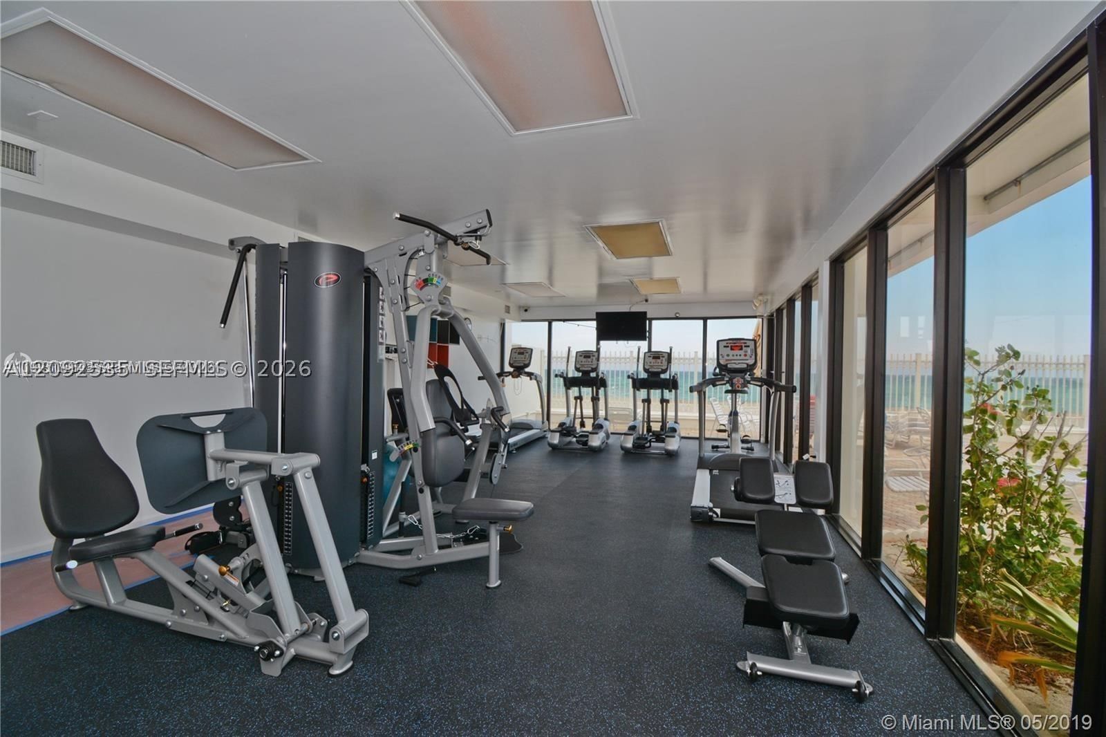 Real estate property located at 3505 Ocean Dr #819, Broward, Alexander Towers Condo, Hollywood, FL