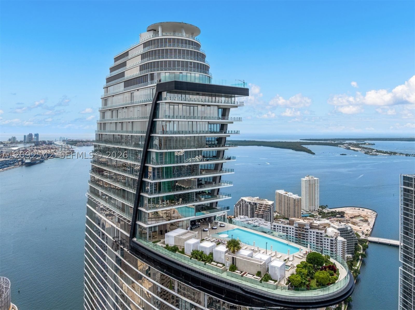 Real estate property located at 300 Biscayne Boulevard Way #5801C, Miami-dade, 300 Biscayne Blvd Way Cond, Miami, FL
