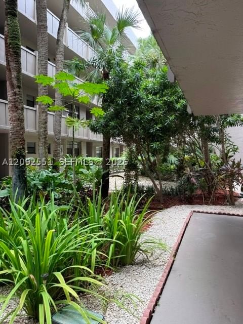 Real estate property located at 900 Colony Point Cir #416, Broward, Colony Point 1 Condo, Pembroke Pines, FL