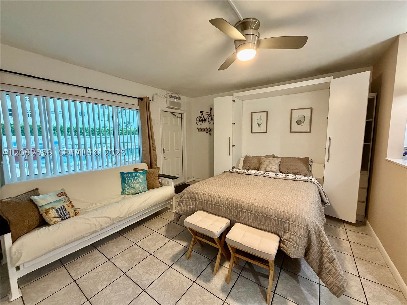 Real estate property located at 1480 Ocean Blvd #105, Broward, International Studio Apt, Lauderdale By The Sea, FL