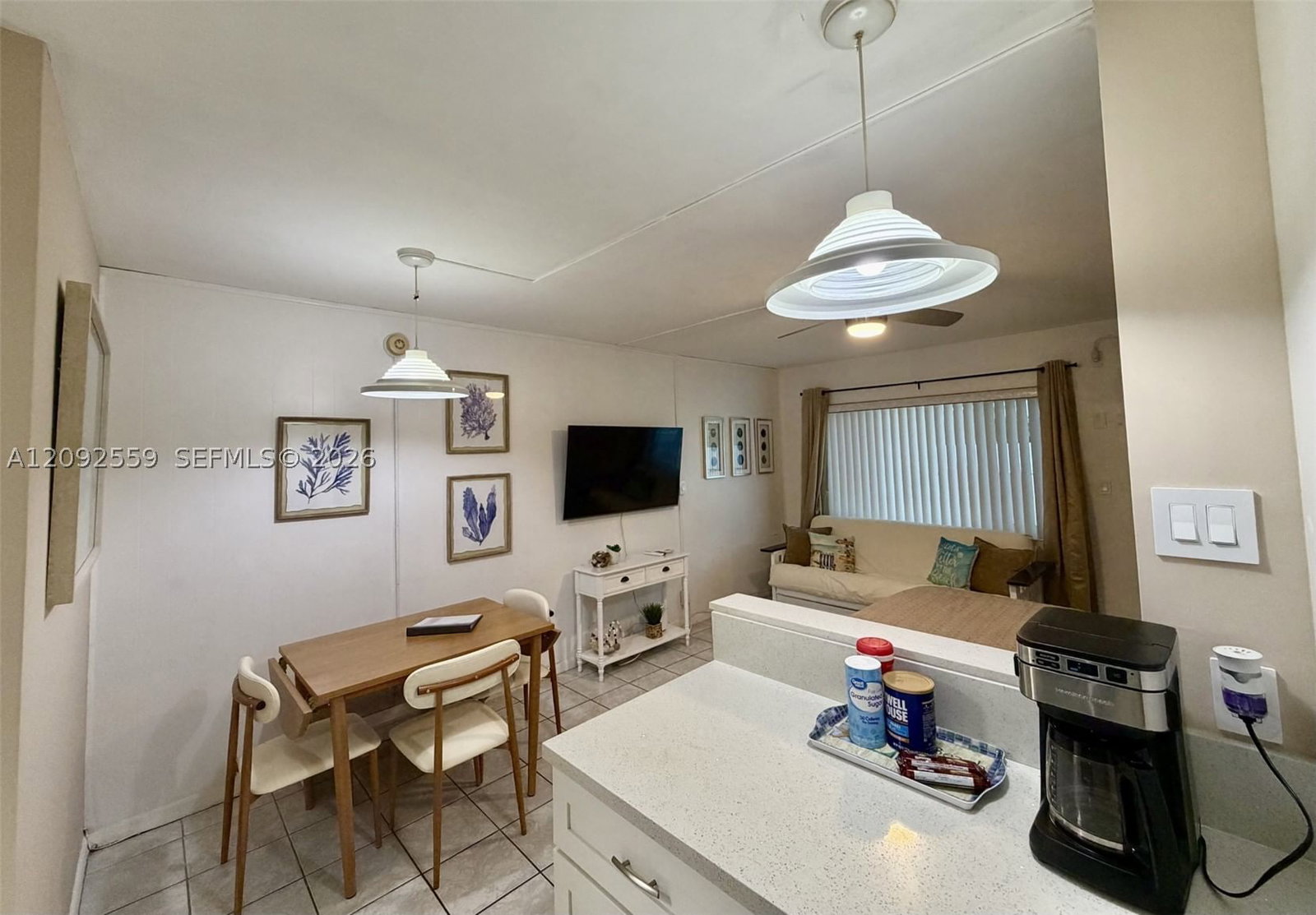 Real estate property located at 1480 Ocean Blvd #105, Broward, International Studio Apt, Lauderdale By The Sea, FL