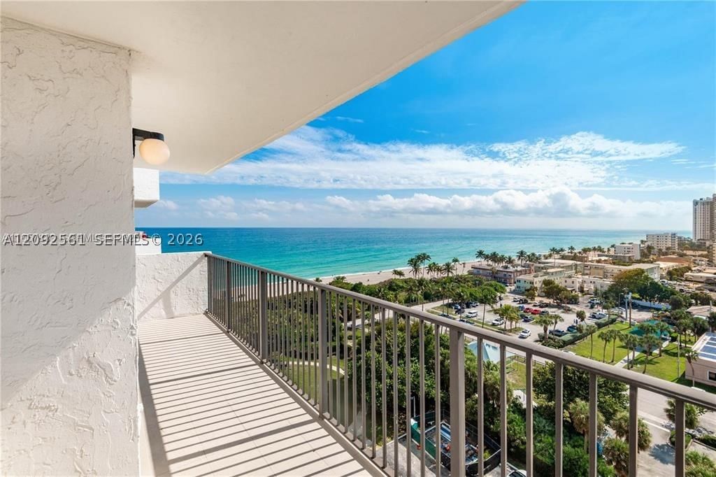 Real estate property located at 1201 Ocean Dr #1206S, Broward, Summit Condo, Hollywood, FL