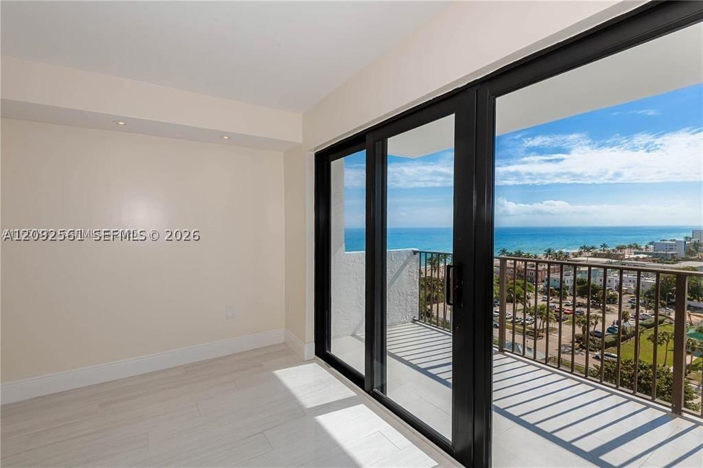 Real estate property located at 1201 Ocean Dr #1206S, Broward, Summit Condo, Hollywood, FL