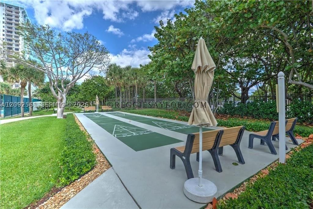 Real estate property located at 1201 Ocean Dr #1206S, Broward, Summit Condo, Hollywood, FL
