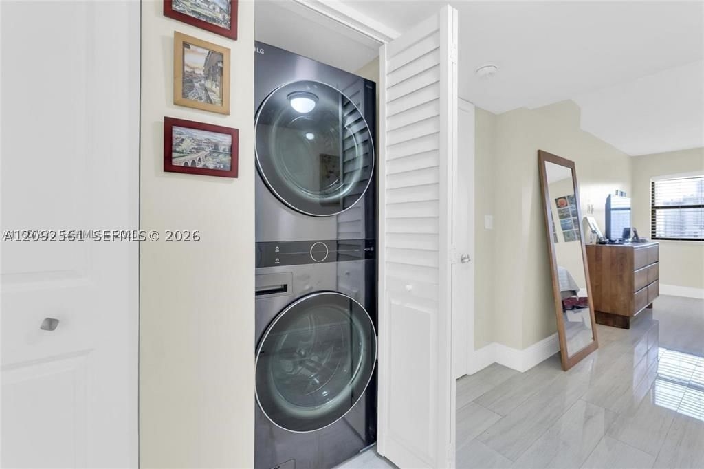 Real estate property located at 1201 Ocean Dr #1206S, Broward, Summit Condo, Hollywood, FL
