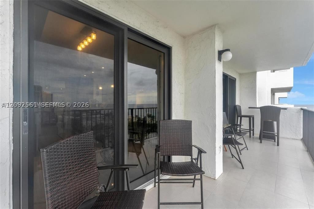 Real estate property located at 1201 Ocean Dr #1206S, Broward, Summit Condo, Hollywood, FL