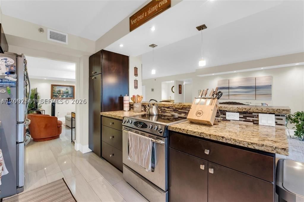 Real estate property located at 1201 Ocean Dr #1206S, Broward, Summit Condo, Hollywood, FL