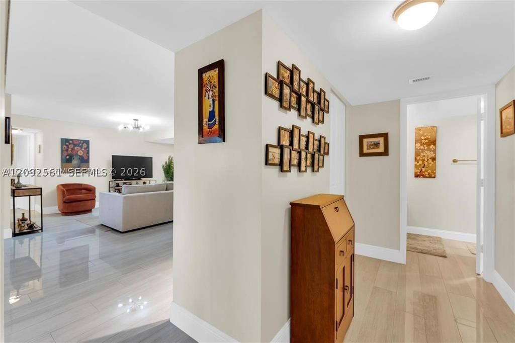 Real estate property located at 1201 Ocean Dr #1206S, Broward, Summit Condo, Hollywood, FL