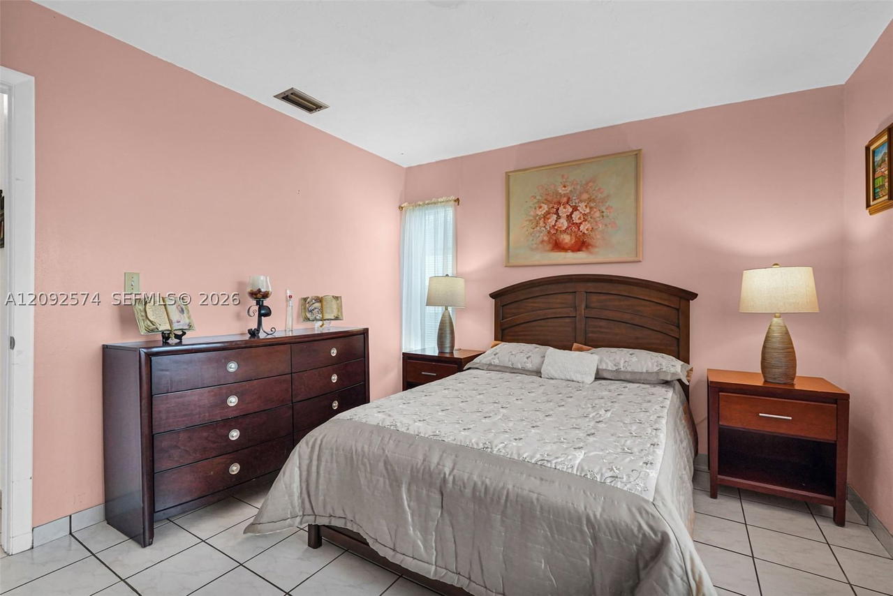 Real estate property located at 12334 114th Ter, Miami-dade, Devon Aire Villas Sec 9, Miami, FL