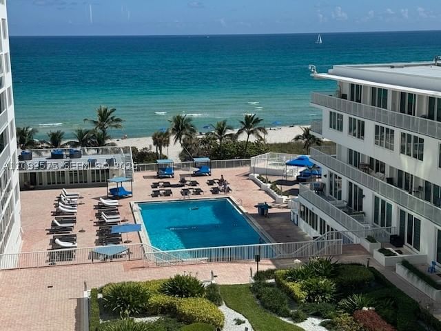Real estate property located at 5401 Collins Ave #628, Miami-dade, The Carriage House, Miami Beach, FL