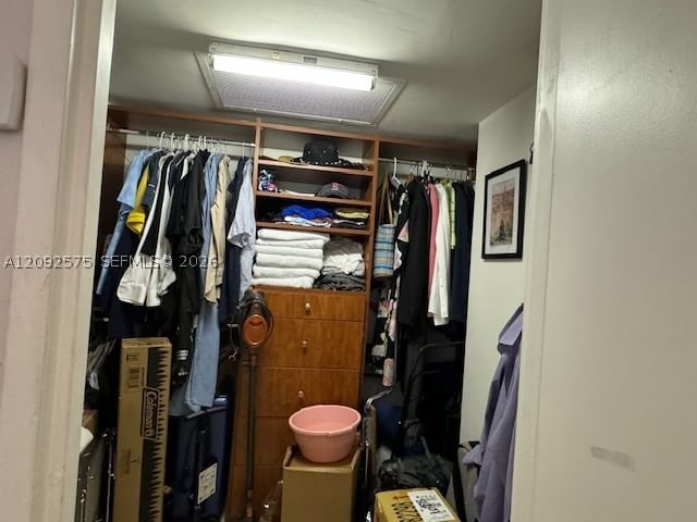Real estate property located at 5401 Collins Ave #628, Miami-dade, The Carriage House, Miami Beach, FL