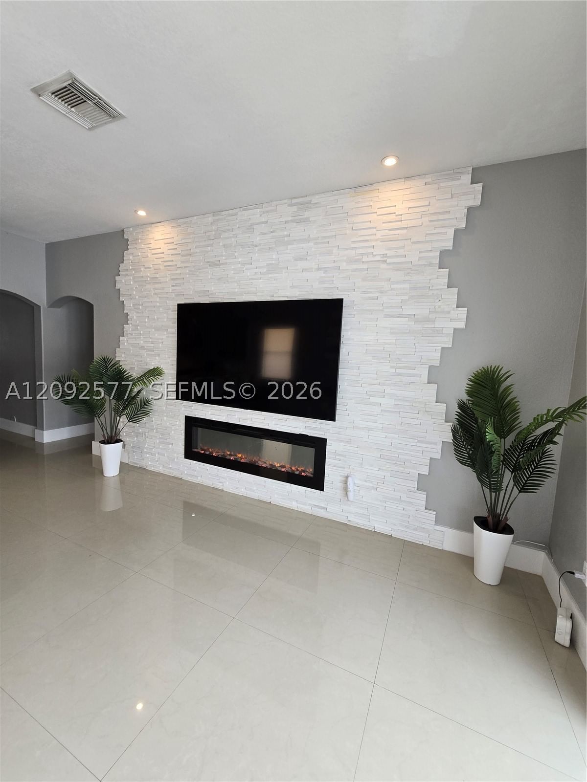 Real estate property located at 5372 131st Ter, Broward, Miramar Patio Homes, Miramar, FL