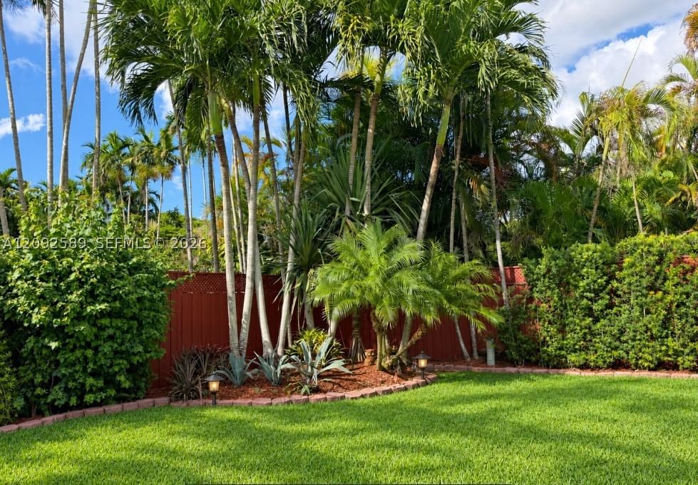 Real estate property located at 13271 98th St, Miami-dade, Calusa Club Estates 4th A, Miami, FL