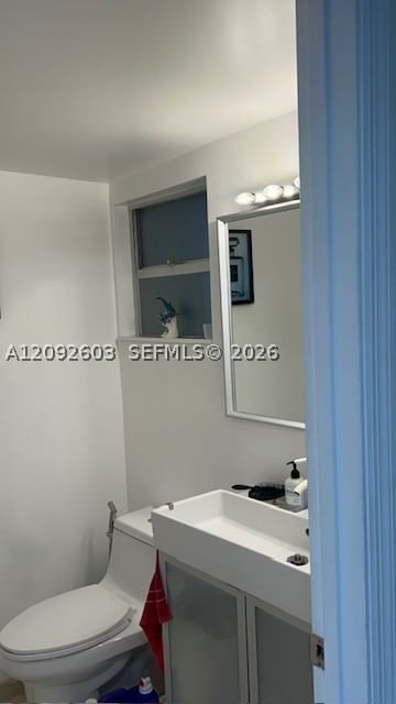 Real estate property located at 7830 Dickens Ave #203, Miami-dade, Dickens Gardens Condo, Miami Beach, FL