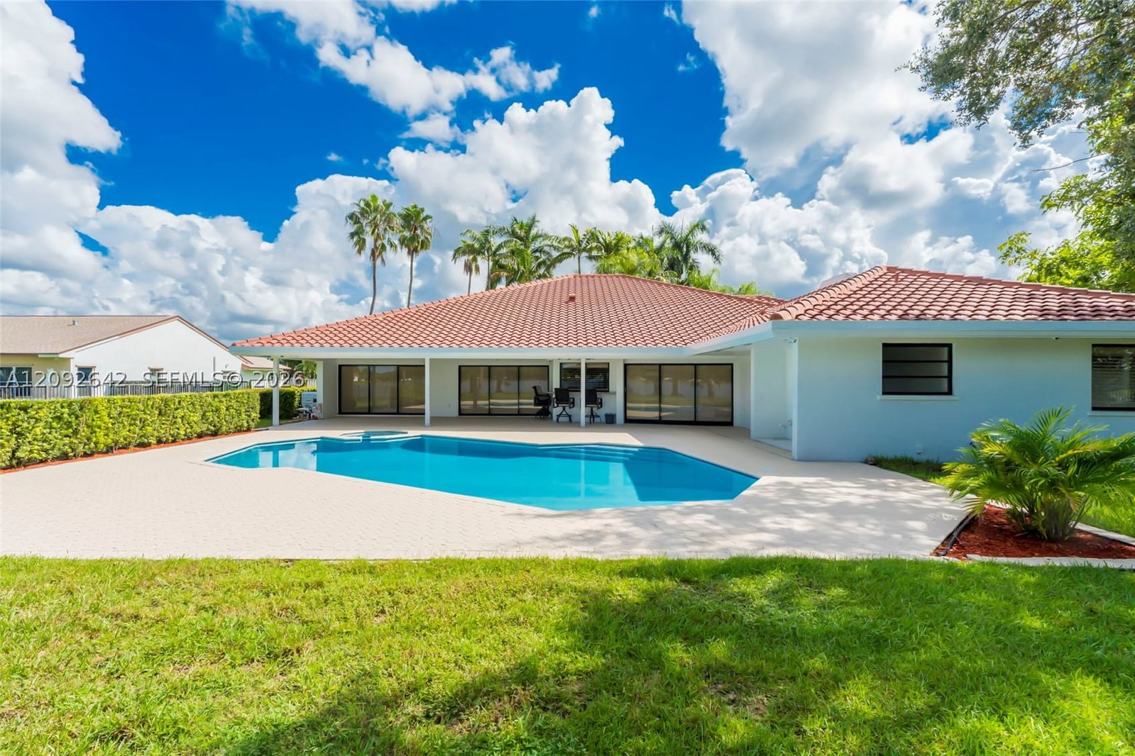Real estate property located at 1201 Bristol Ave, Broward, Shenandoah Section Three, Davie, FL