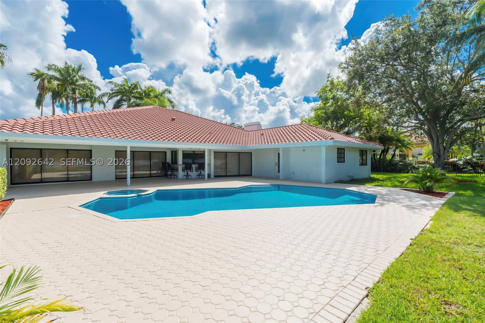 Real estate property located at 1201 Bristol Ave, Broward, Shenandoah Section Three, Davie, FL