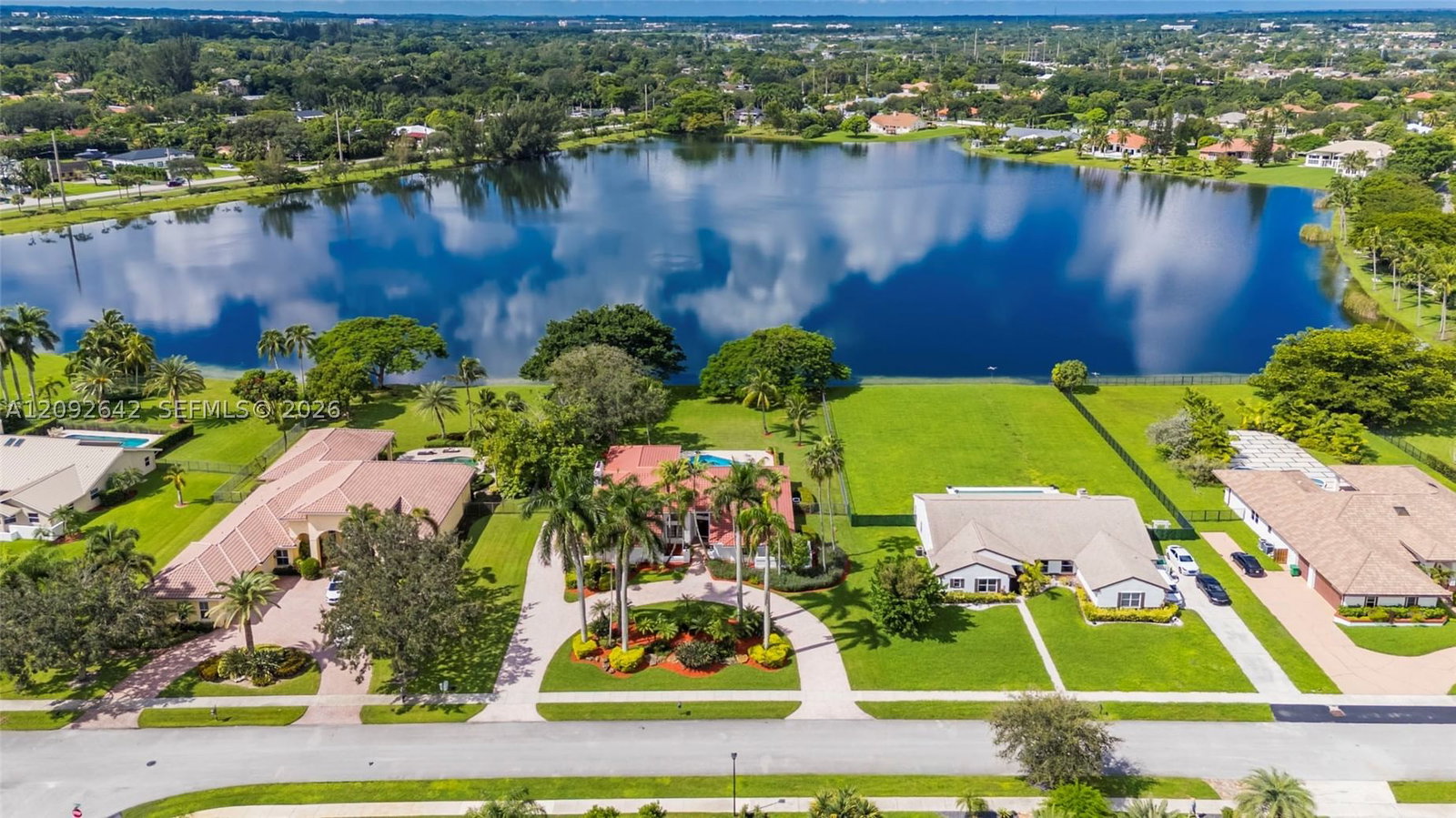 Real estate property located at 1201 Bristol Ave, Broward, Shenandoah Section Three, Davie, FL