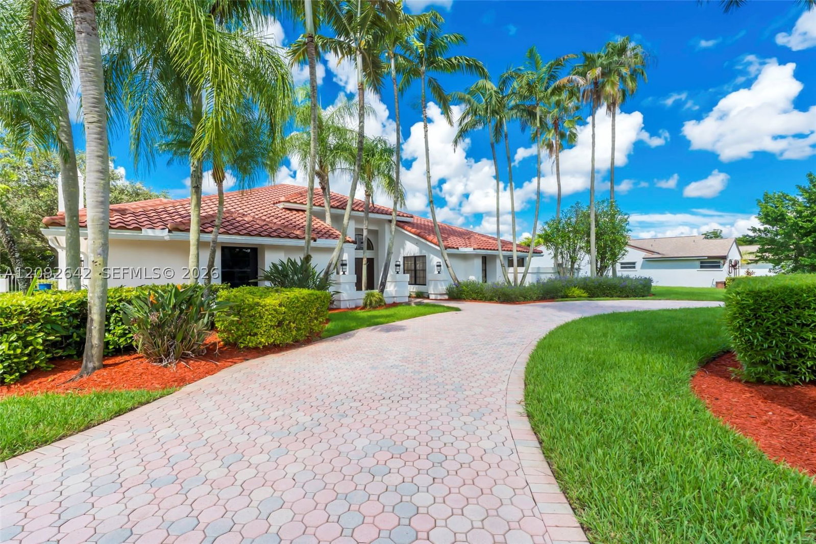 Real estate property located at 1201 Bristol Ave, Broward, Shenandoah Section Three, Davie, FL