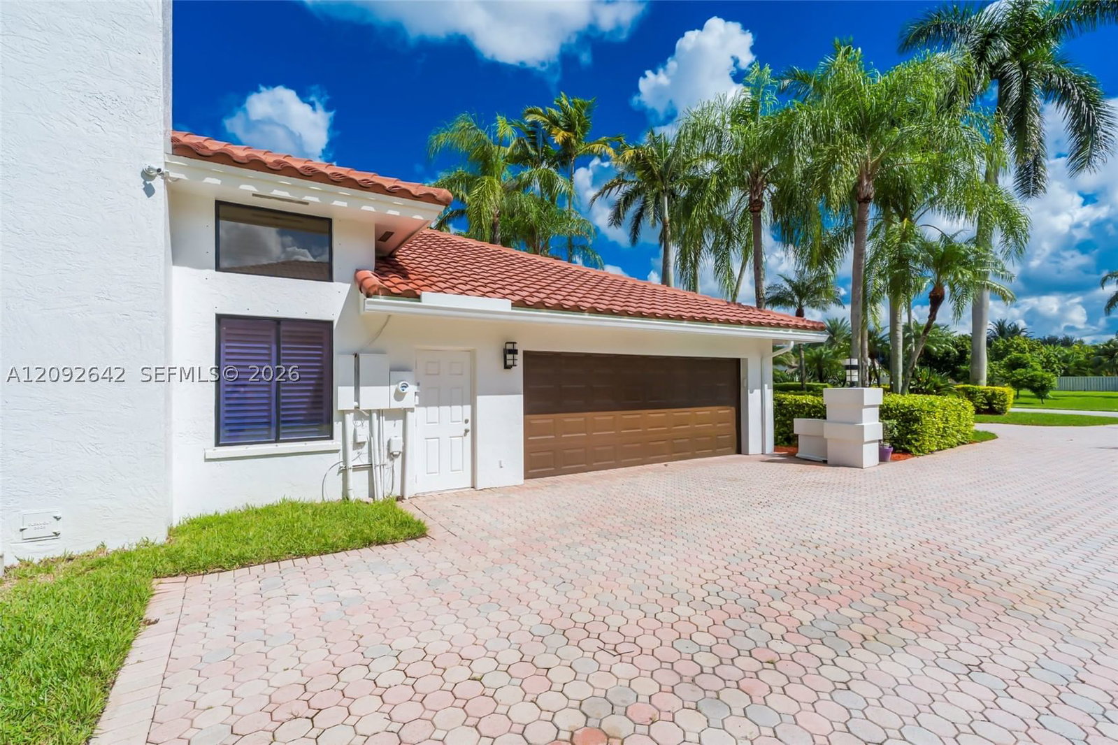 Real estate property located at 1201 Bristol Ave, Broward, Shenandoah Section Three, Davie, FL