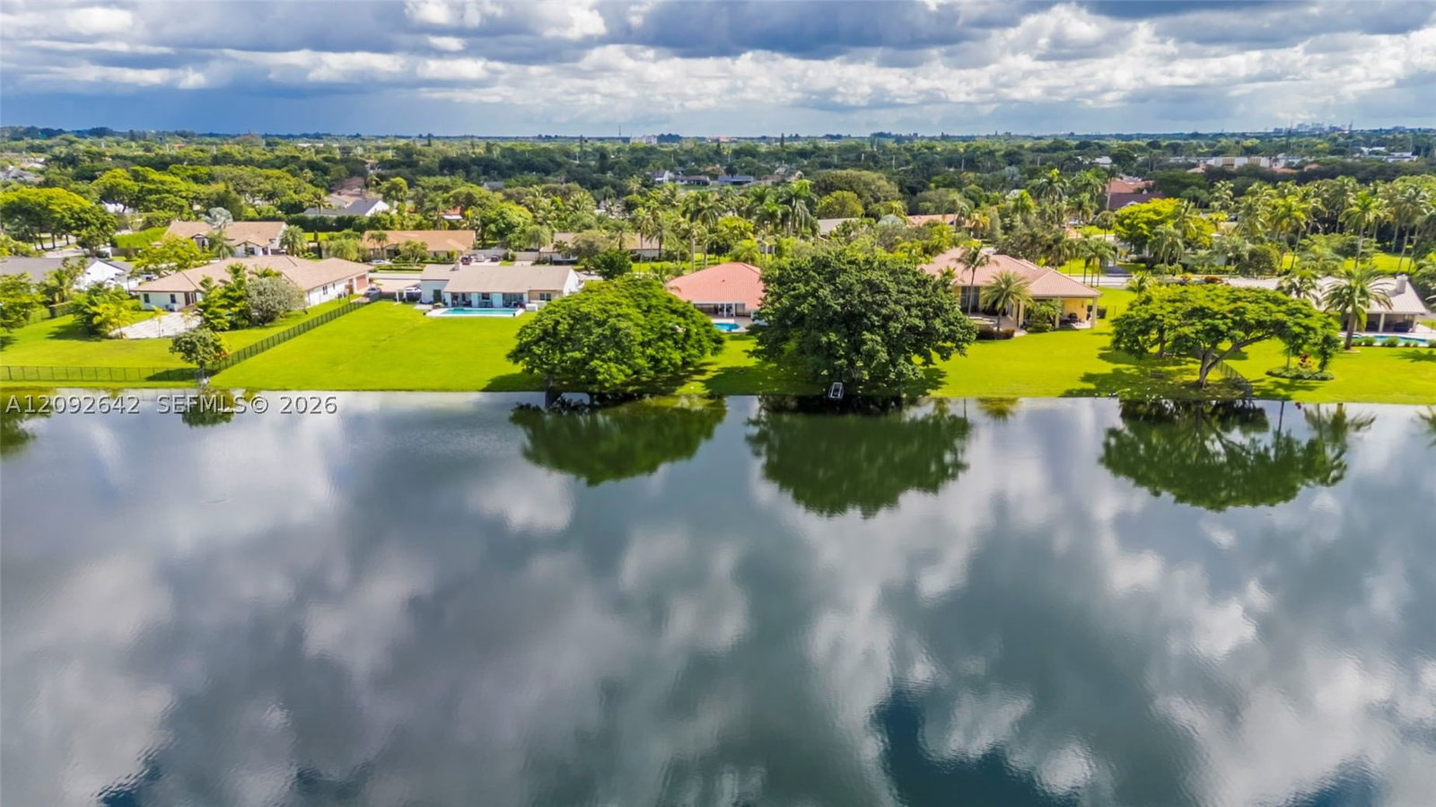 Real estate property located at 1201 Bristol Ave, Broward, Shenandoah Section Three, Davie, FL