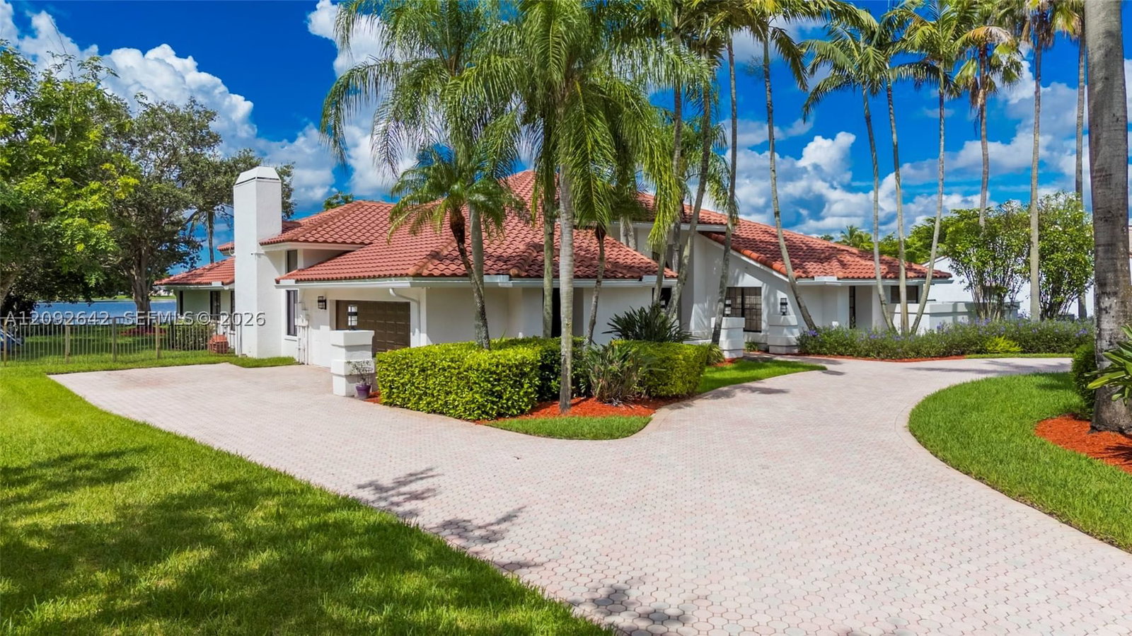 Real estate property located at 1201 Bristol Ave, Broward, Shenandoah Section Three, Davie, FL