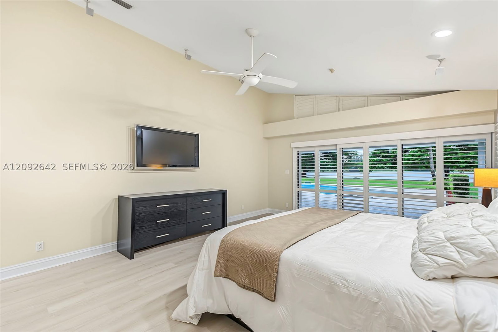 Real estate property located at 1201 Bristol Ave, Broward, Shenandoah Section Three, Davie, FL