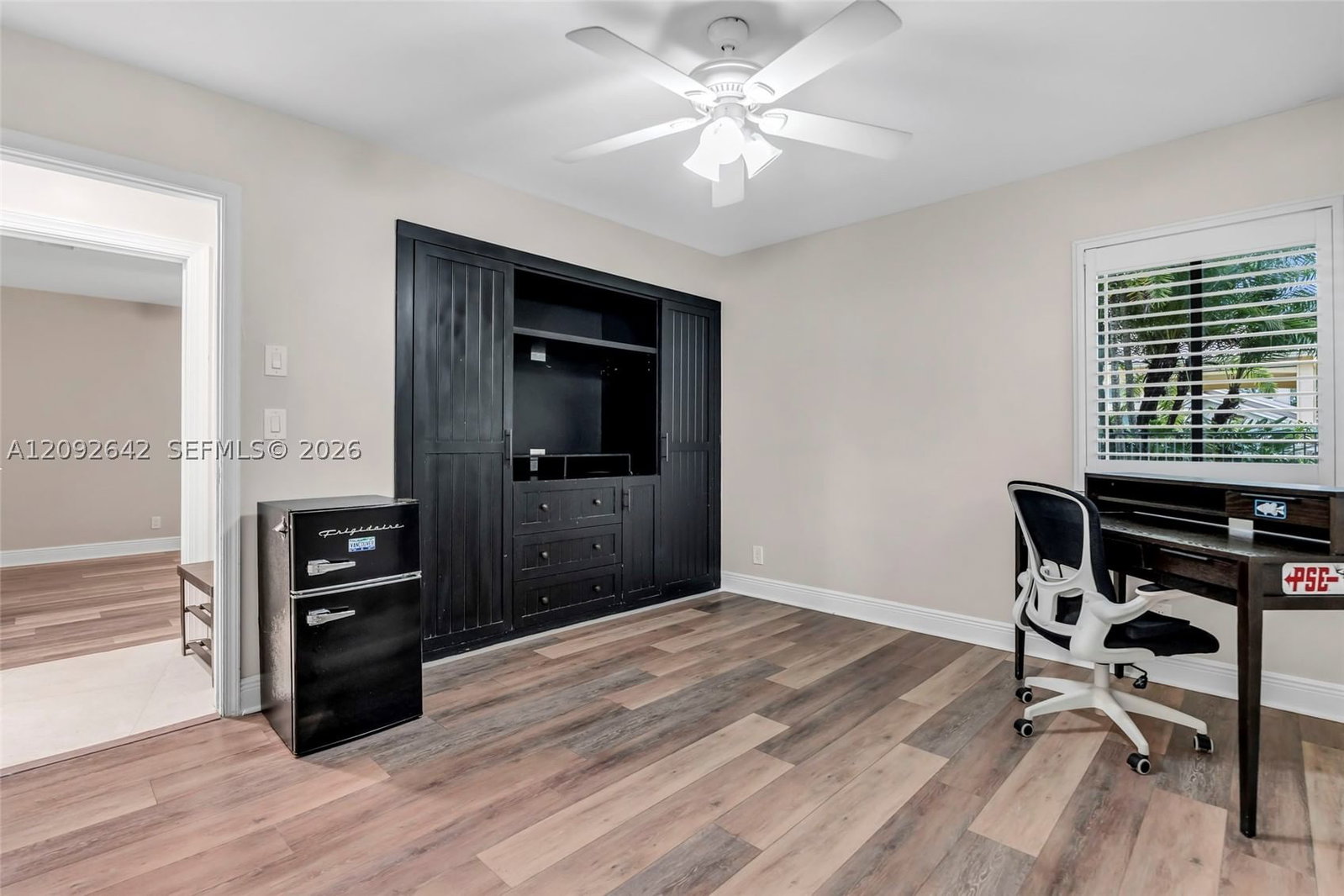 Real estate property located at 1201 Bristol Ave, Broward, Shenandoah Section Three, Davie, FL