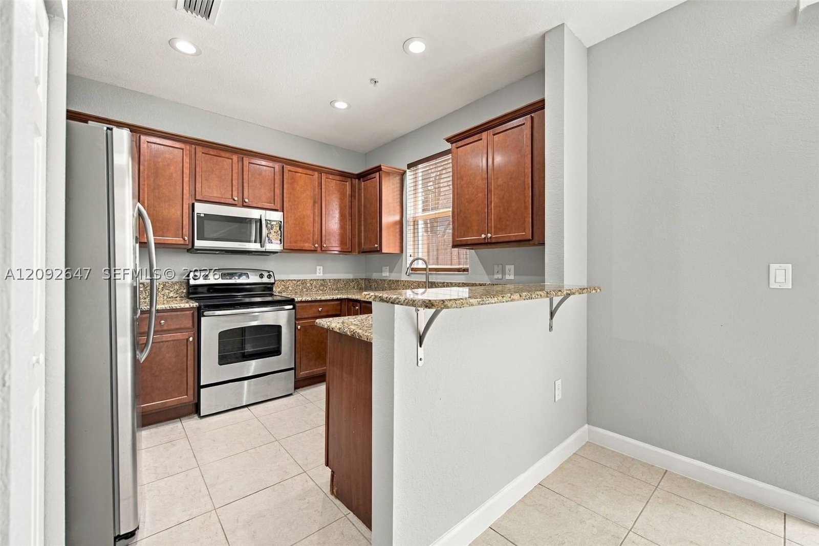 Real estate property located at 12436 Emerald Creek Mnr, Broward, Emerald Creek Townhomes, Plantation, FL
