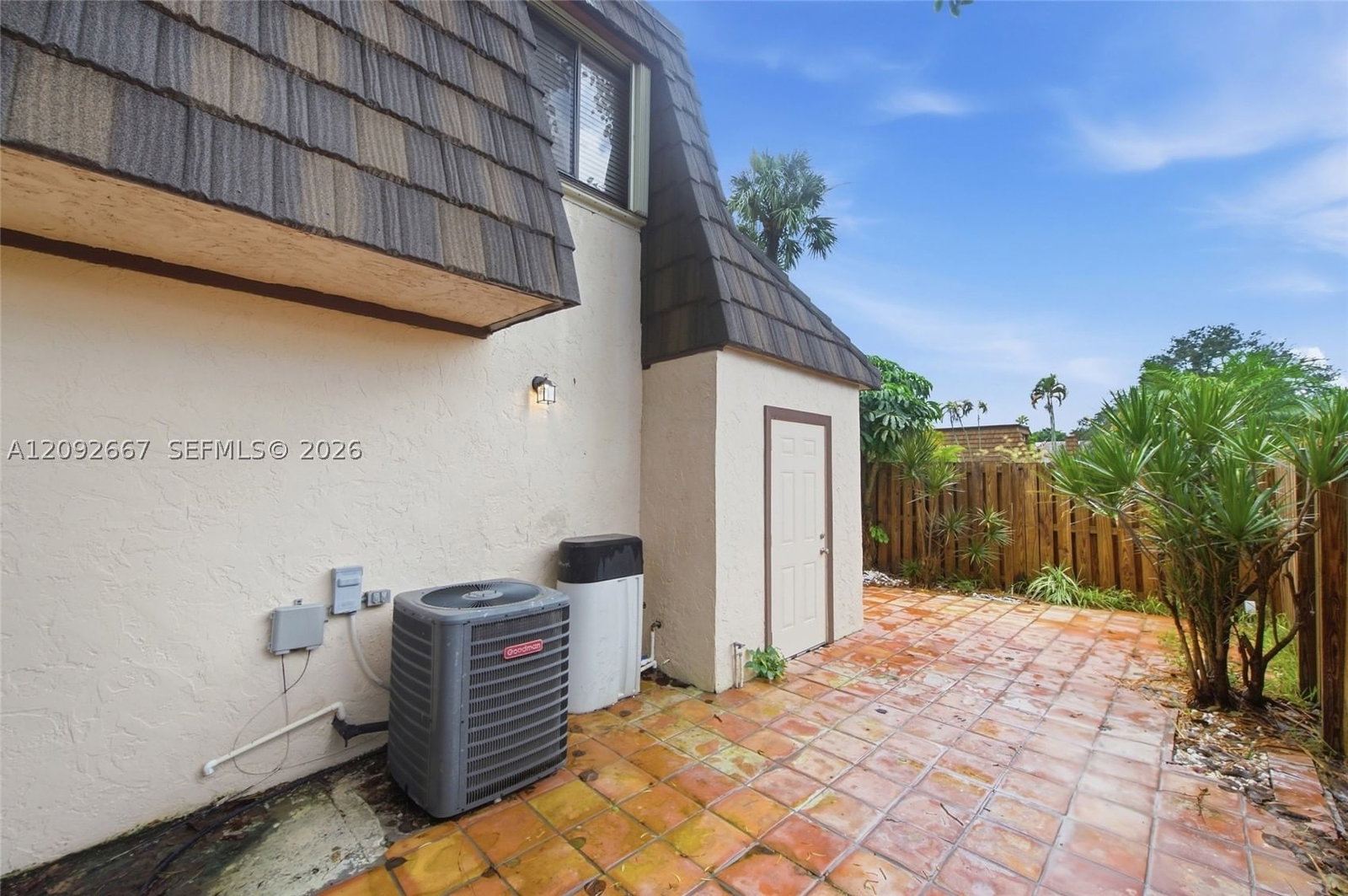 Real estate property located at 4120 Palm Bay Cir, Palm Beach, Lake Colony Ph Ii, West Palm Beach, FL
