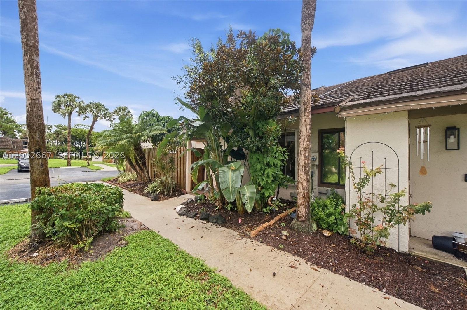 Real estate property located at 4120 Palm Bay Cir, Palm Beach, Lake Colony Ph Ii, West Palm Beach, FL
