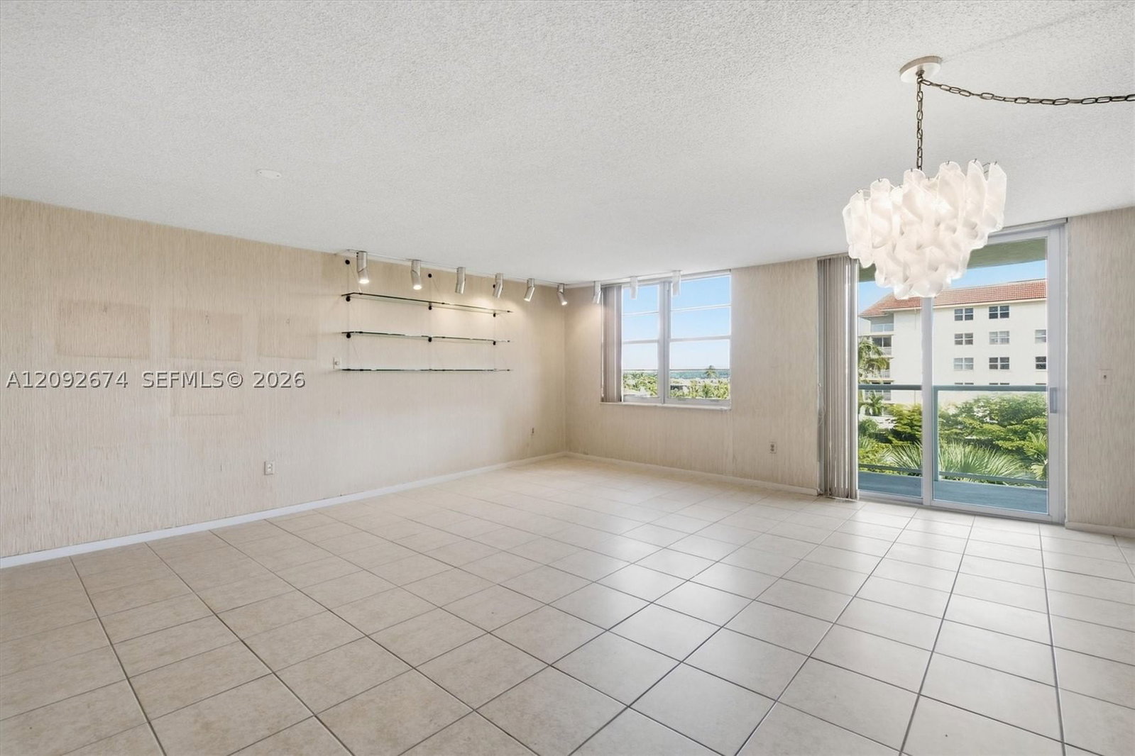 Real estate property located at 10000 Bay Harbor Dr #501, Miami-dade, 10000 Plaza Condo-north To, Bay Harbor Islands, FL