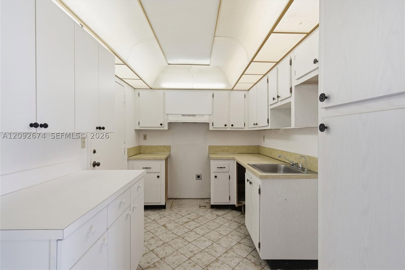 Real estate property located at 10000 Bay Harbor Dr #501, Miami-dade, 10000 Plaza Condo-north To, Bay Harbor Islands, FL