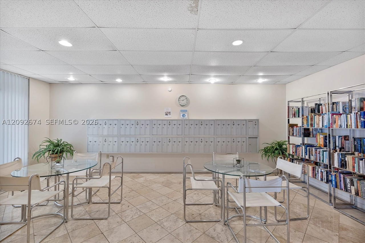 Real estate property located at 10000 Bay Harbor Dr #501, Miami-dade, 10000 Plaza Condo-north To, Bay Harbor Islands, FL