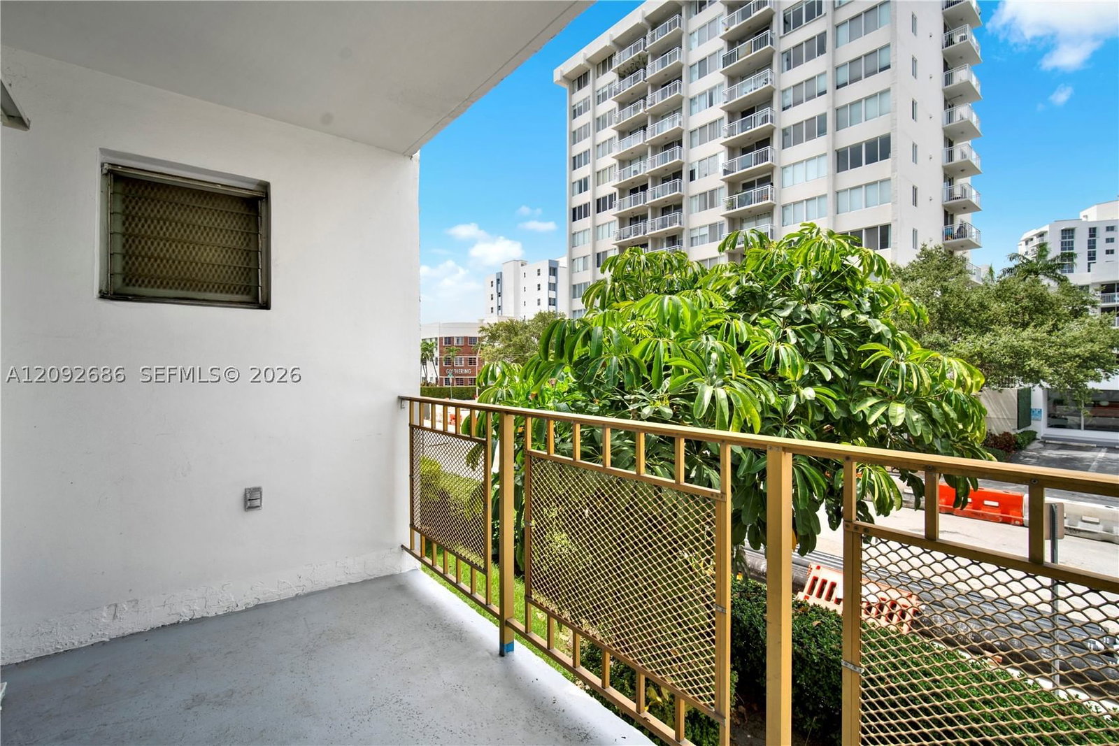 Real estate property located at 1340 Lincoln Rd #207, Miami-dade, Golden House Condo, Miami Beach, FL
