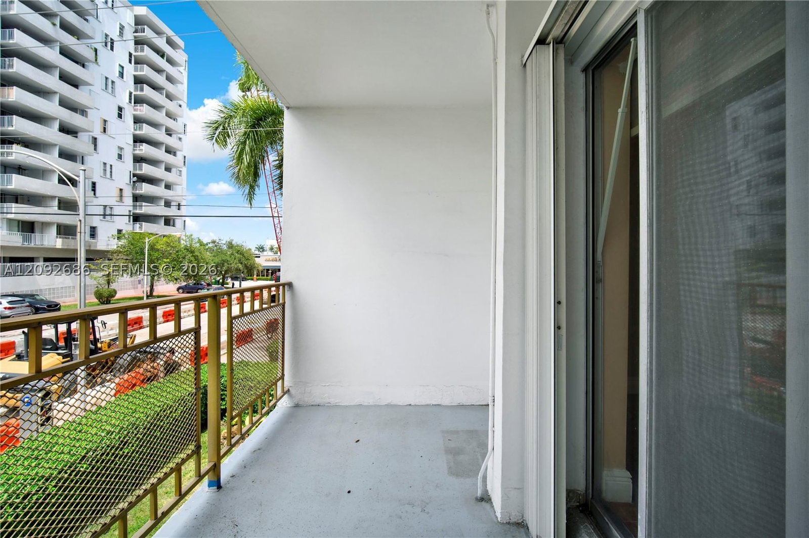Real estate property located at 1340 Lincoln Rd #207, Miami-dade, Golden House Condo, Miami Beach, FL
