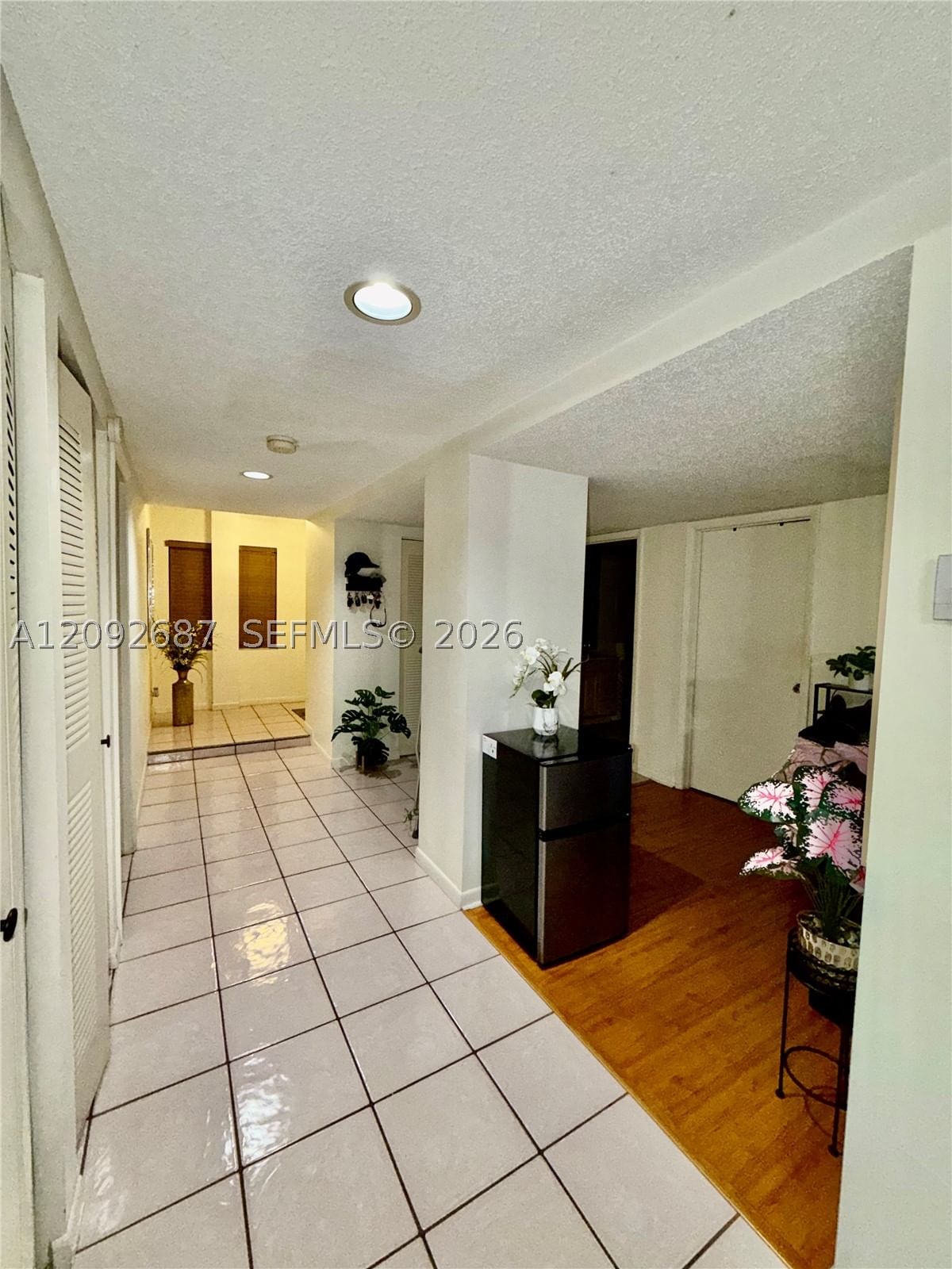 Real estate property located at 4725 62nd Ave #104, Broward, Jasmine Lakes I Condo, Davie, FL