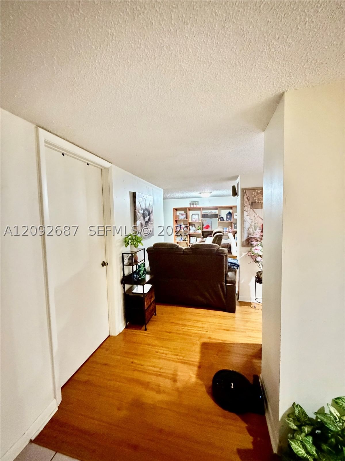 Real estate property located at 4725 62nd Ave #104, Broward, Jasmine Lakes I Condo, Davie, FL