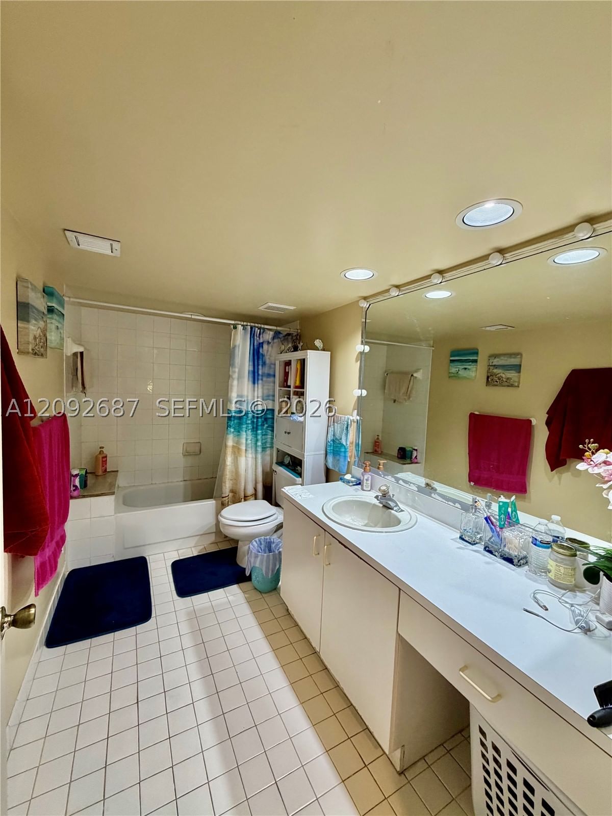 Real estate property located at 4725 62nd Ave #104, Broward, Jasmine Lakes I Condo, Davie, FL