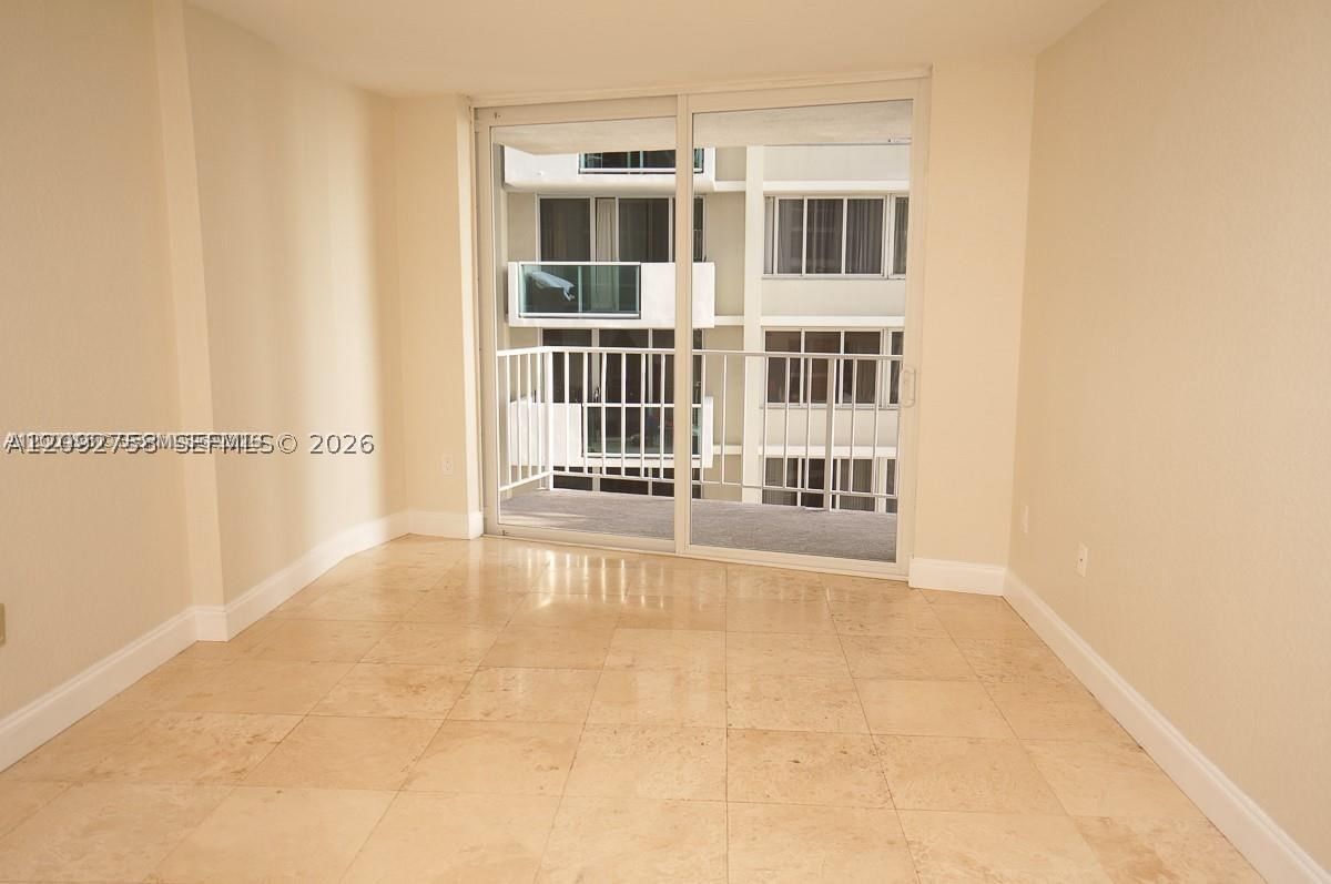 Real estate property located at 1228 West Ave #513, Miami-dade, Bayview Terr Condo, Miami Beach, FL