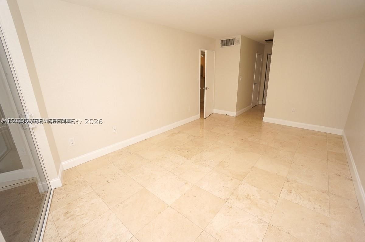 Real estate property located at 1228 West Ave #513, Miami-dade, Bayview Terr Condo, Miami Beach, FL
