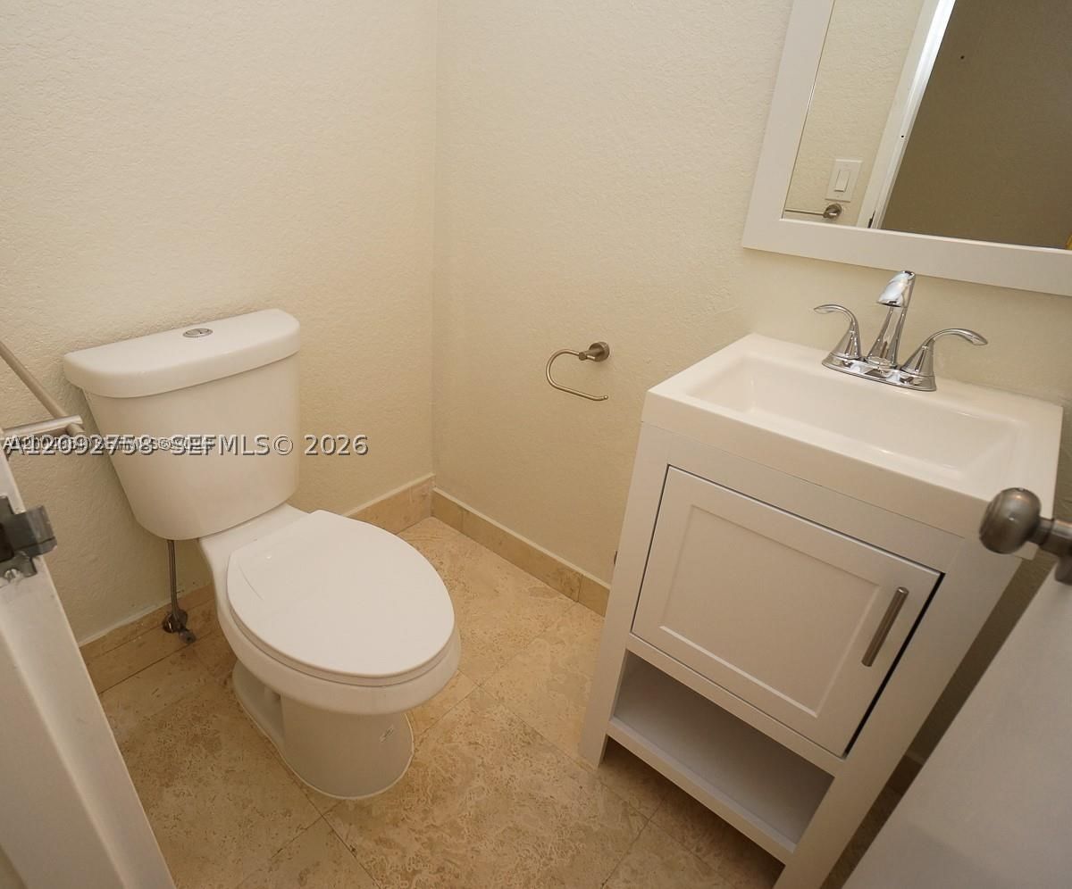 Real estate property located at 1228 West Ave #513, Miami-dade, Bayview Terr Condo, Miami Beach, FL