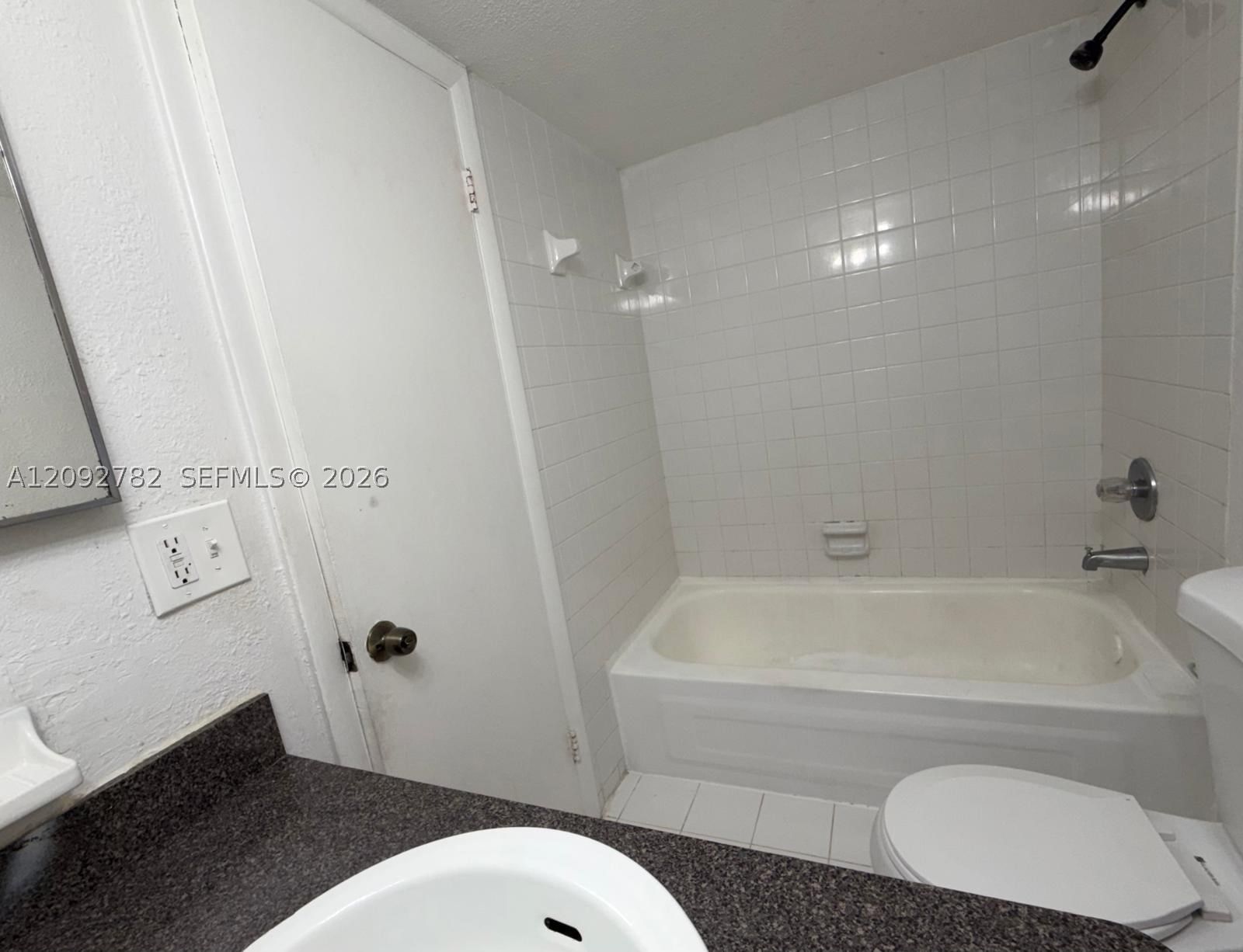 Real estate property located at 3751 115th Way #5-3, Broward, Coral Springs Estate Town, Coral Springs, FL