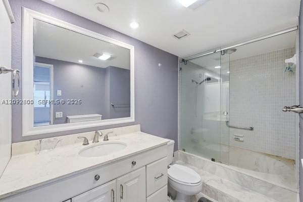 Real estate property located at 3800 Hillcrest Dr #523, Broward, Hillcrest East No 25 Cond, Hollywood, FL
