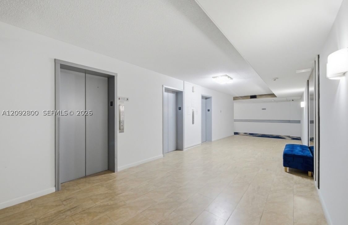 Real estate property located at 3800 Hillcrest Dr #523, Broward, Hillcrest East No 25 Cond, Hollywood, FL