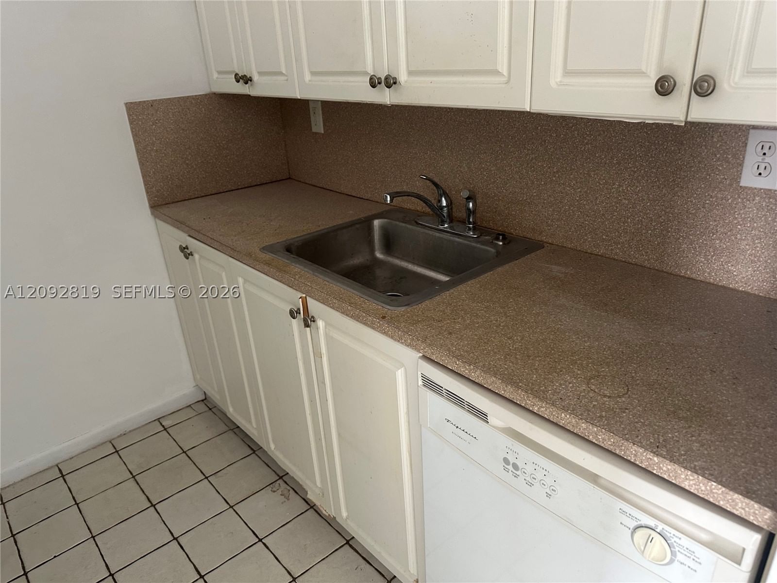 Real estate property located at 15600 6th Ave #39A, Miami-dade, Golden Towers No 2 Inc -, Miami, FL