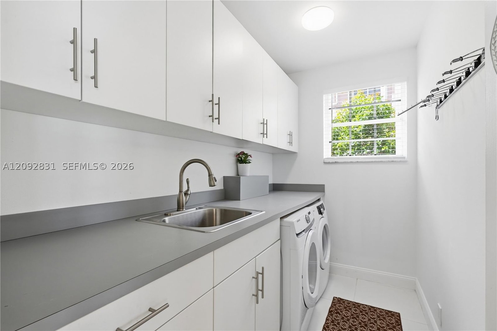 Real estate property located at 1612 Blue Jay Cir, Broward, Sector 2-parcels 1 2 3 4, Weston, FL