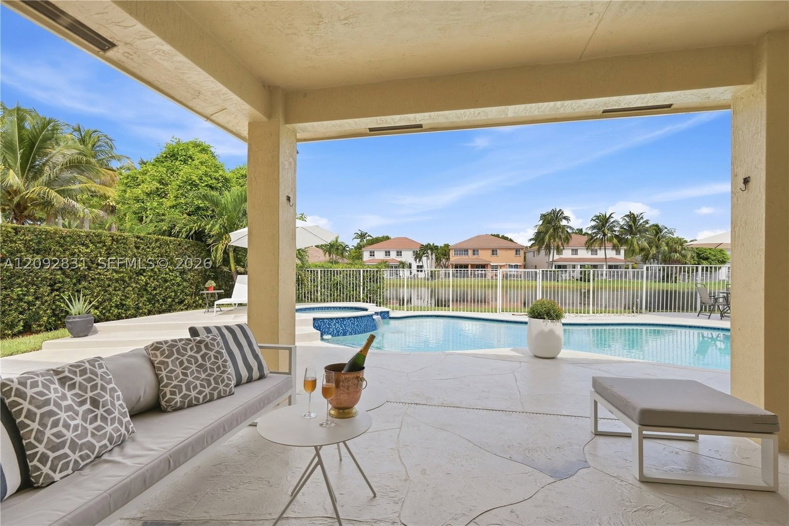 Real estate property located at 1612 Blue Jay Cir, Broward, Sector 2-parcels 1 2 3 4, Weston, FL